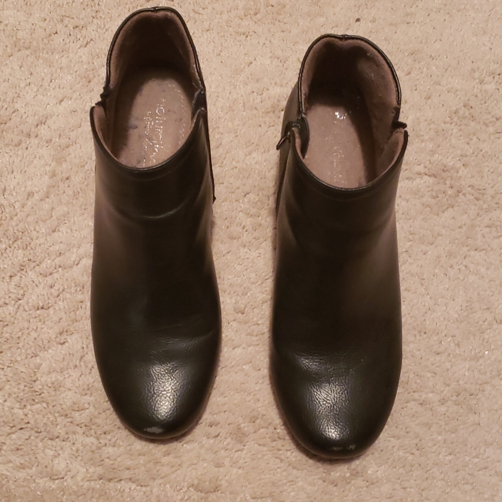 BLACK WEDGE BOOTIES